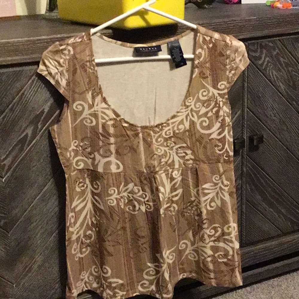 Axcess by Liz Claiborne brown/tan top, size medium